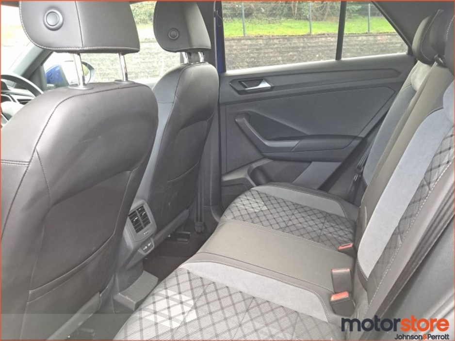 2023 Volkswagen T-Roc 1.0 TSI 110HP R-Line €28,900