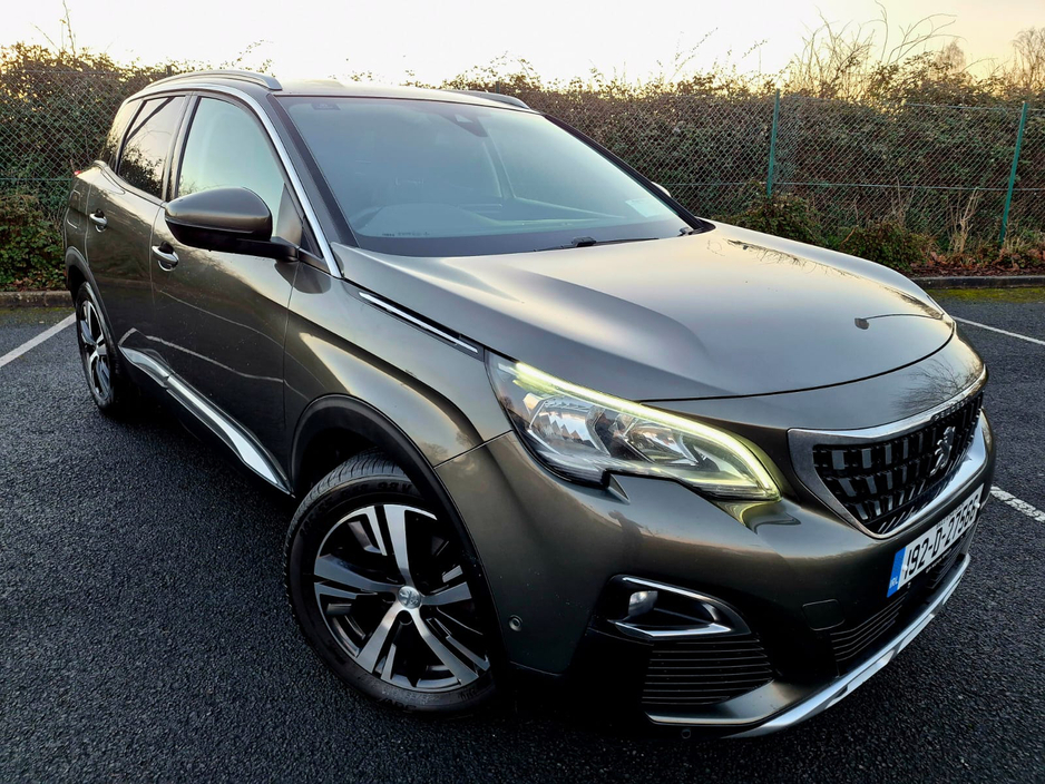 2019 Peugeot 3008  €14,999