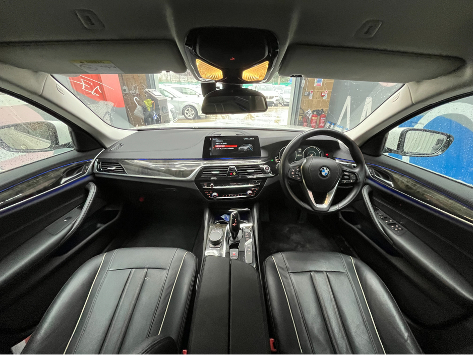 2017 BMW 5 Series ONLY €20950! 2017 BMW 530E LUXURY PERFORMANCE 2.0 AUTOMATIC / CRUISE CONTROL / 360° PARKING CAMERA / ELECTRIC MEMORY & HEATED SEATS / AMBIENT LIGHTS / HEATED REAR SEATS €20,950