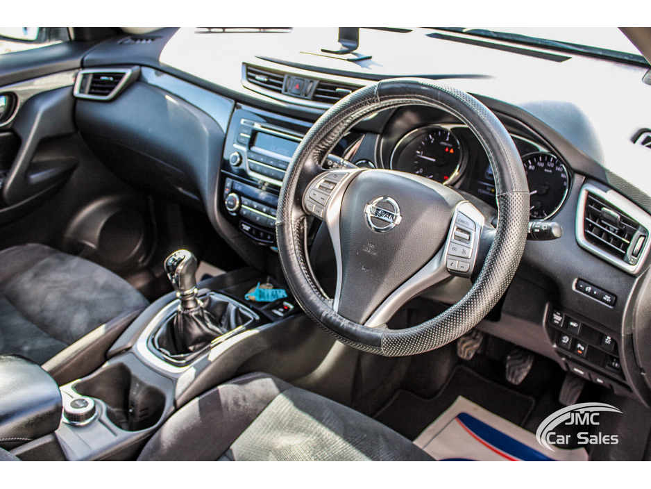 2017 Nissan X-Trail - image 12