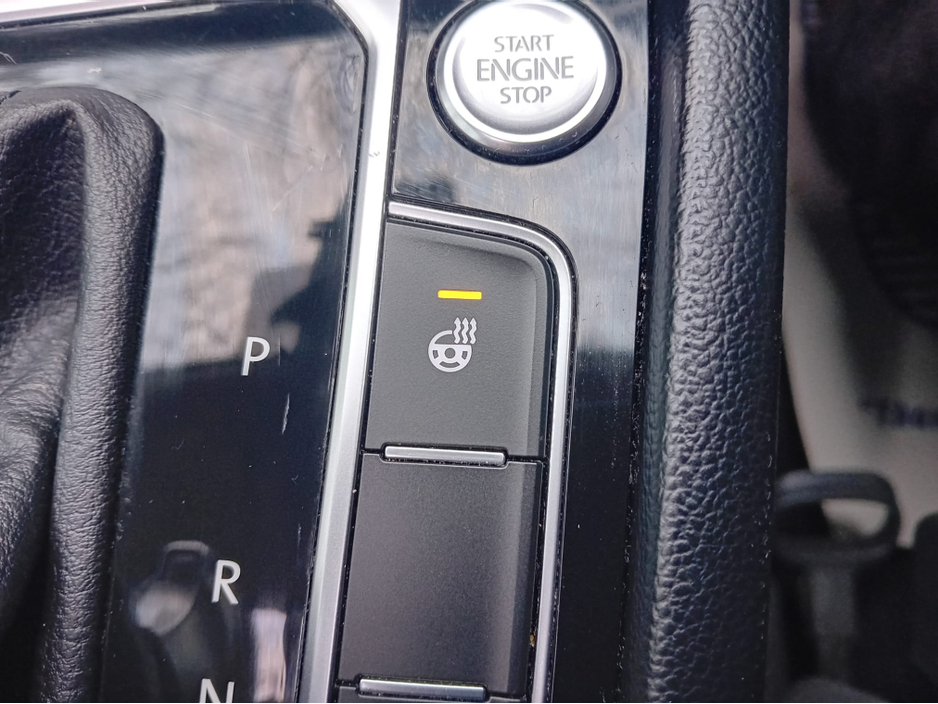 2017 Volkswagen Arteon - image 27