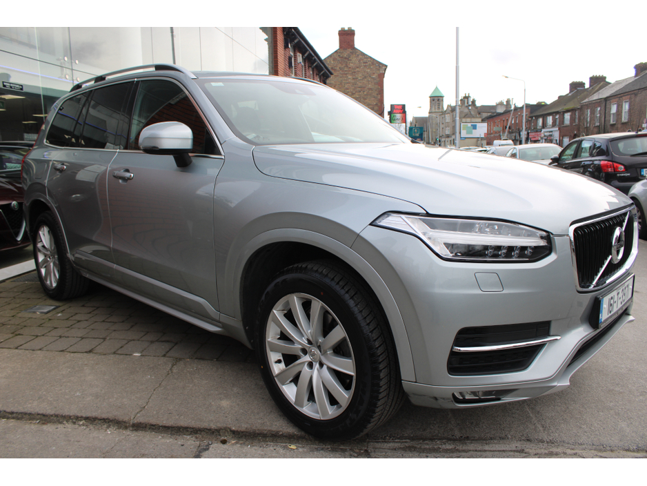 2016 Volvo XC90 - image 2