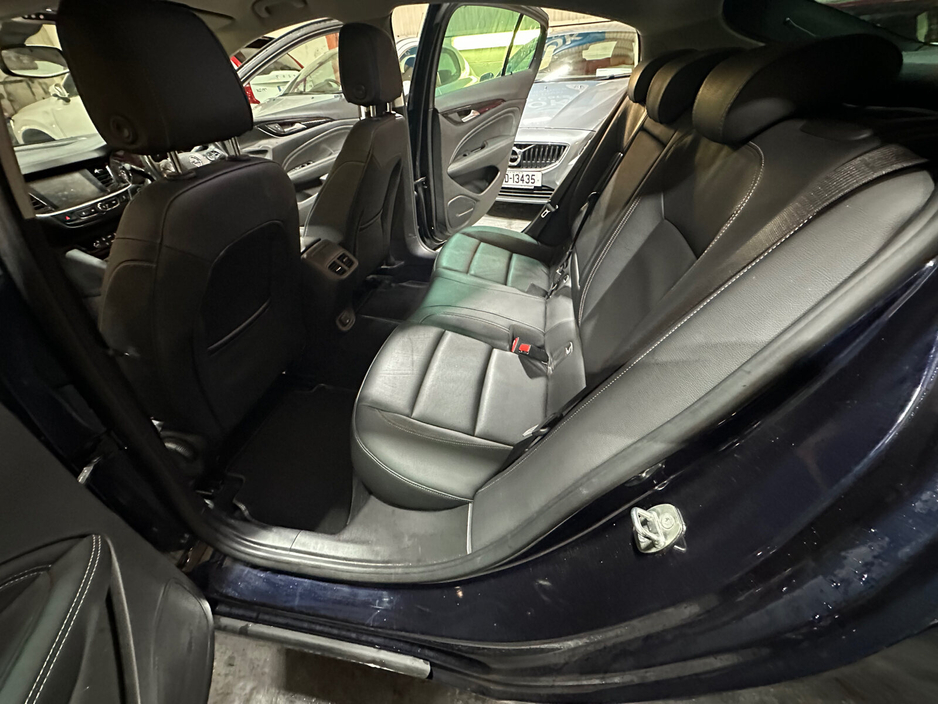 2018 Opel Insignia  €11,888