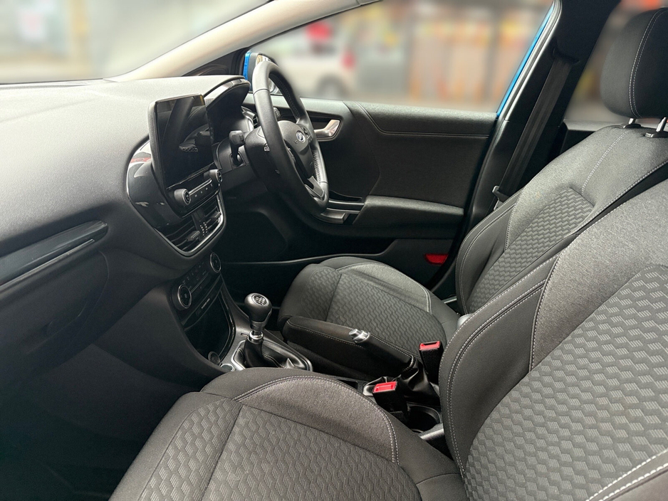 2023 Ford Puma - image 12