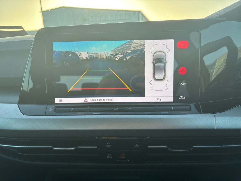 2024 Volkswagen Golf 1.0 TSI 110HP Life €24,975