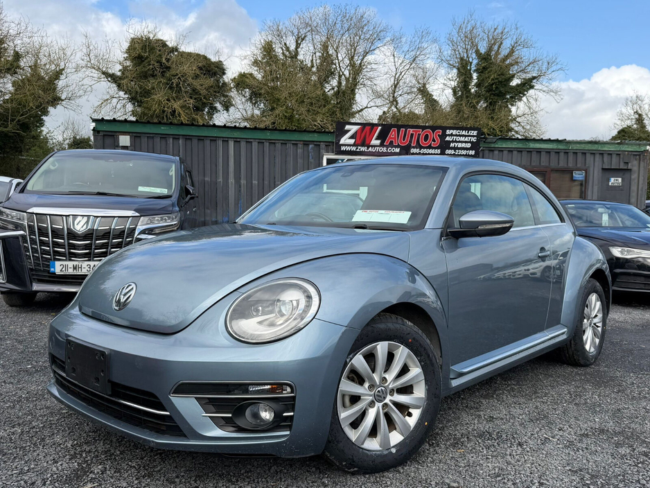 2017 Volkswagen Beetle - image 3