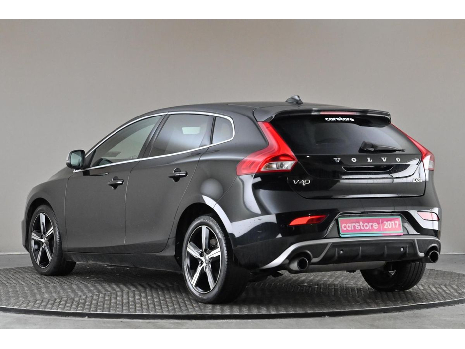 2017 Volvo V40 2.0 D3 R-DESIGN 6SPD *FULL LEATHER*PANORAMIC ROOF* €15,490