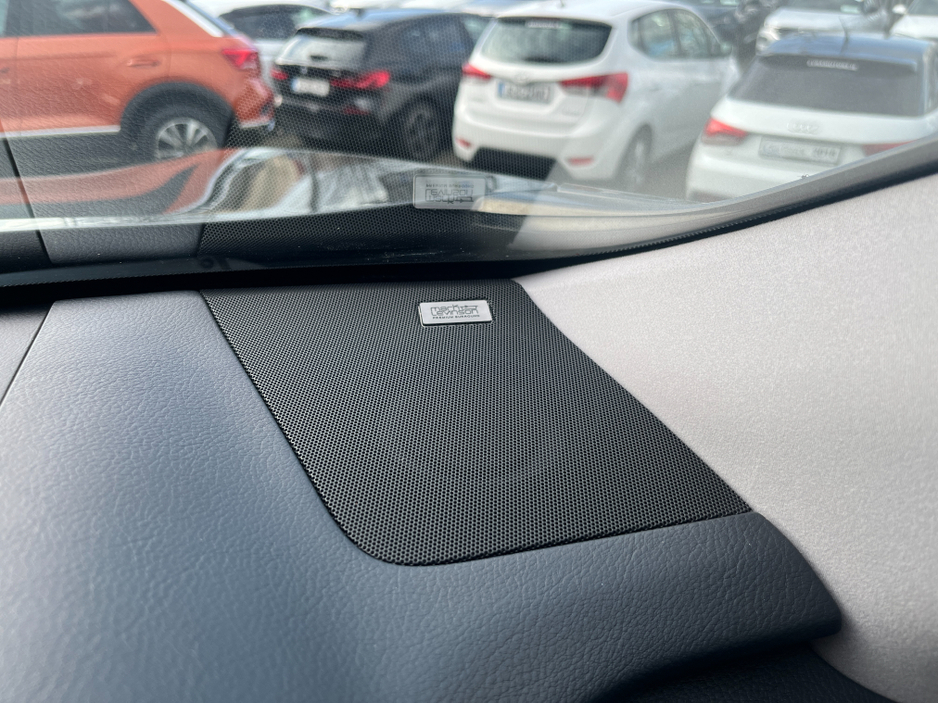 2016 Lexus RX 450 h - image 31