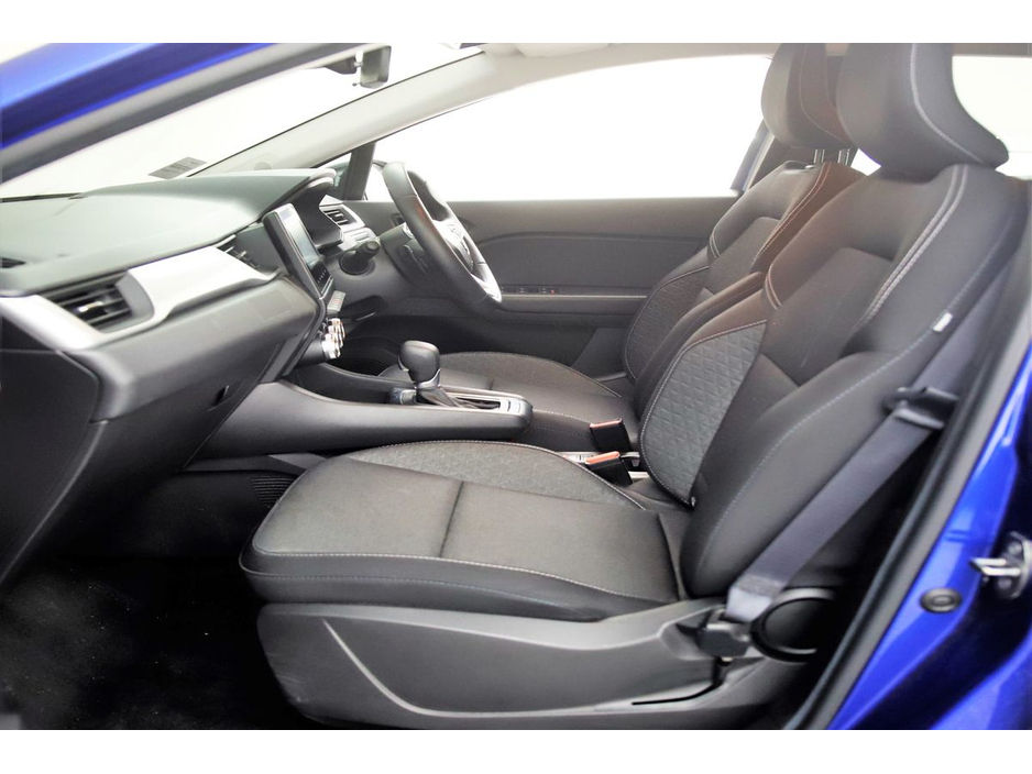 2023 Renault Captur - image 15