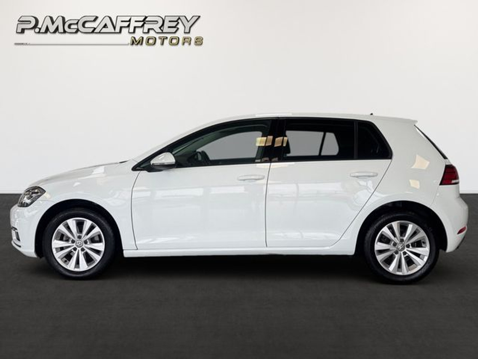 2018 Volkswagen Golf - image 8