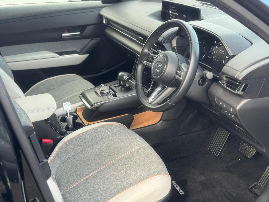 2021 Mazda MX-30 - image 4