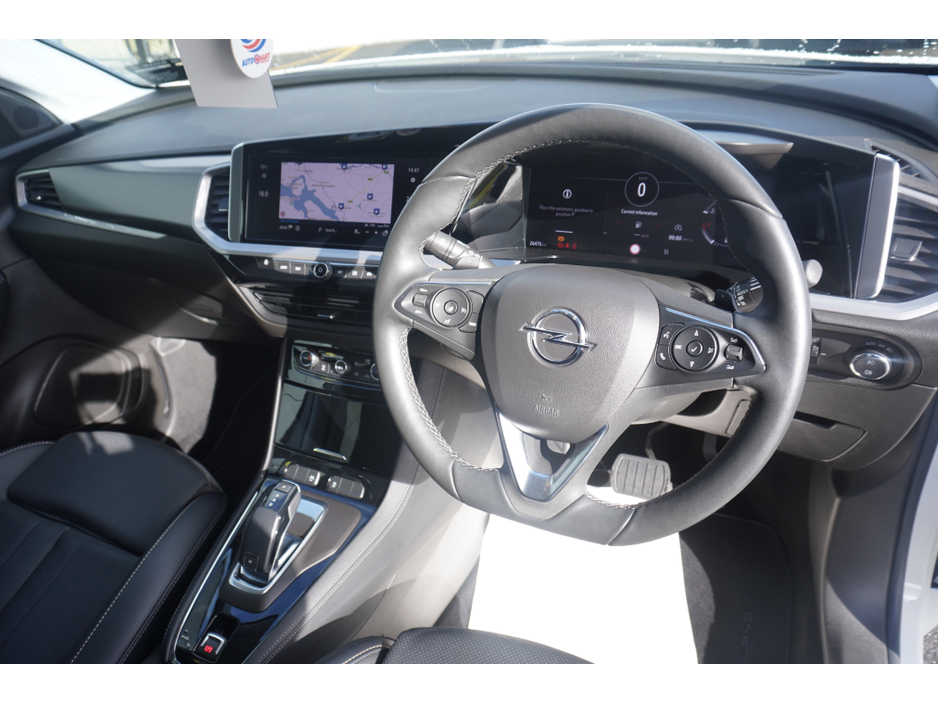 2023 Opel Grandland - image 13