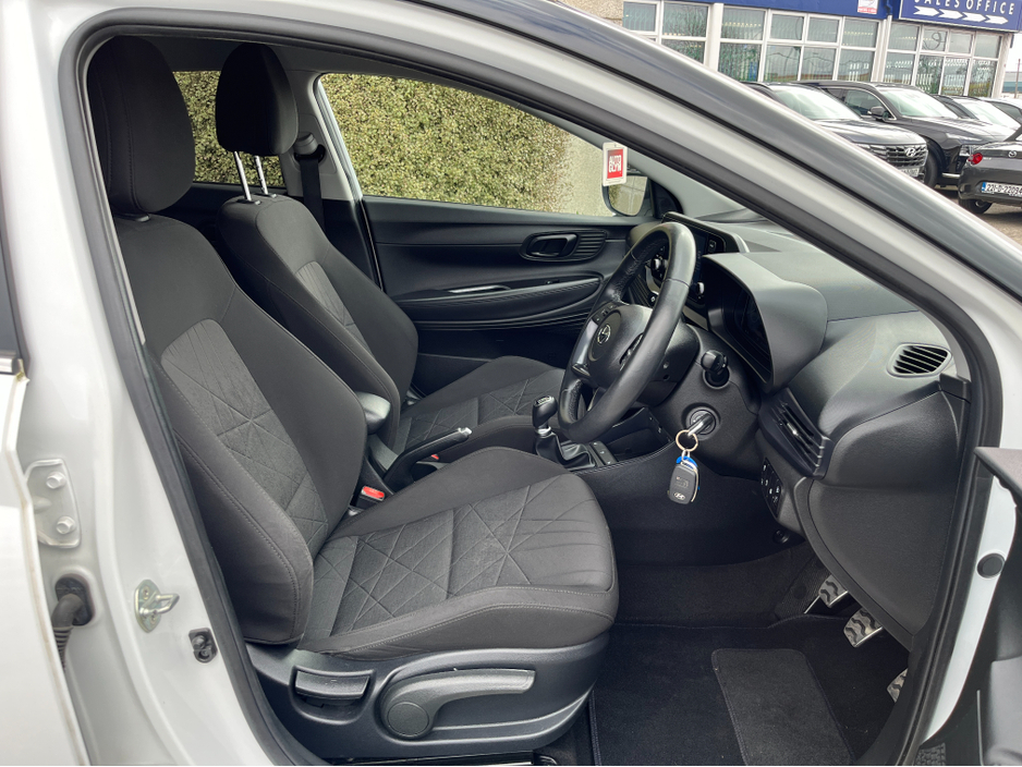 2022 Hyundai Bayon - image 10