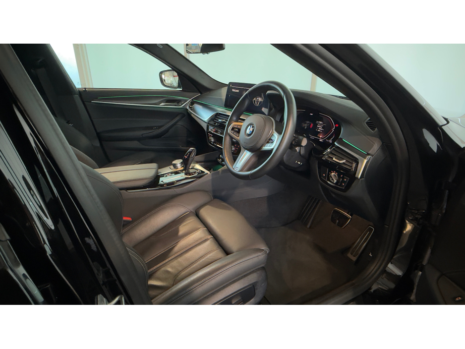2020 BMW 5 Series M SPORT MHEV AUTO 520 D €32,800
