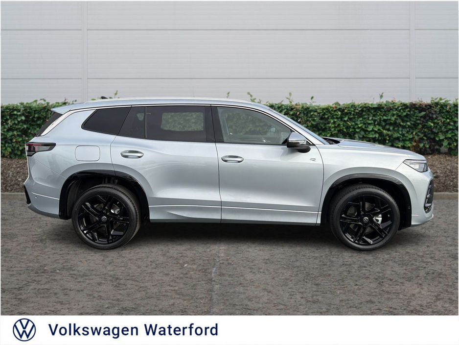 2026 Volkswagen Tayron - image 4