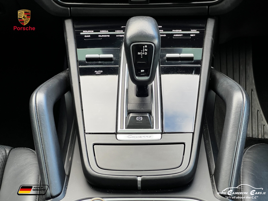 2020 Porsche Cayenne - image 14