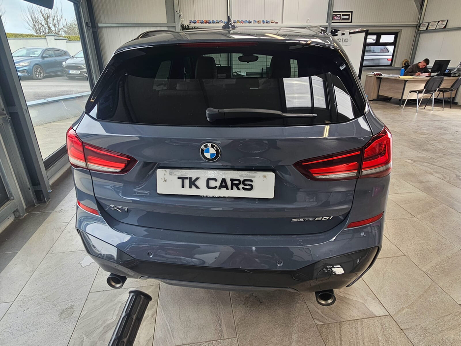 2021 BMW X1 - image 6