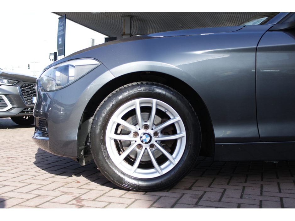 2015 BMW 1 Series - image 23