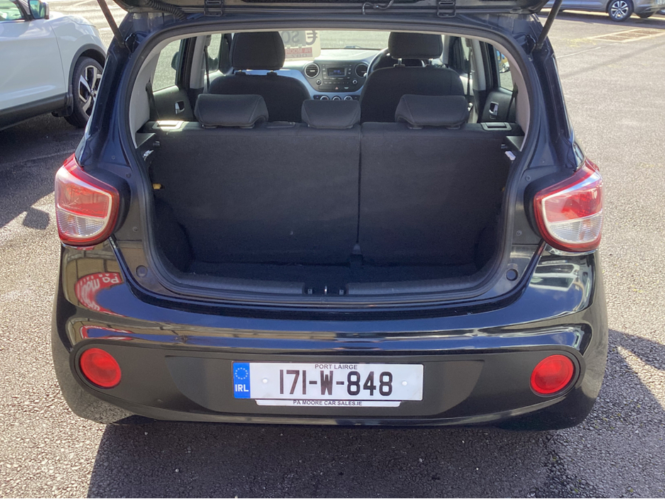 2017 Hyundai i10 - image 16