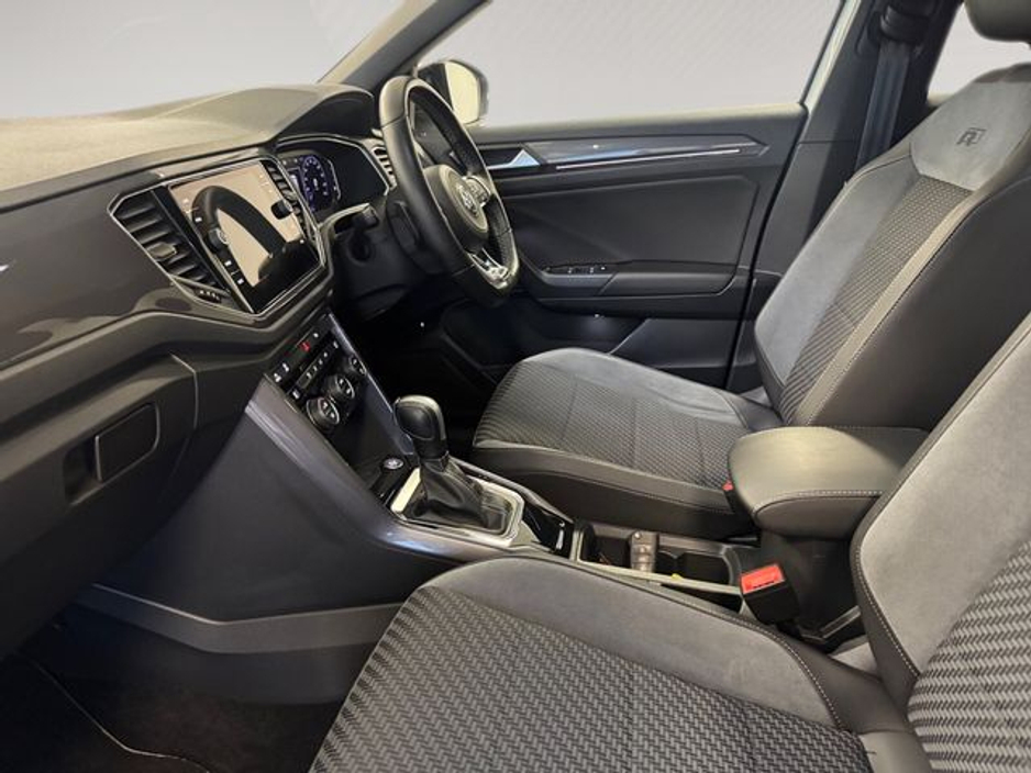 2020 Volkswagen T-Roc - image 17