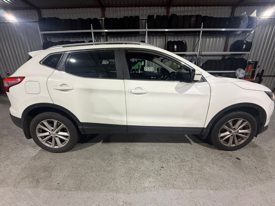 2016 Nissan Qashqai 1.2 SV €11,500