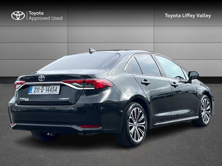 2021 Toyota Corolla - image 2