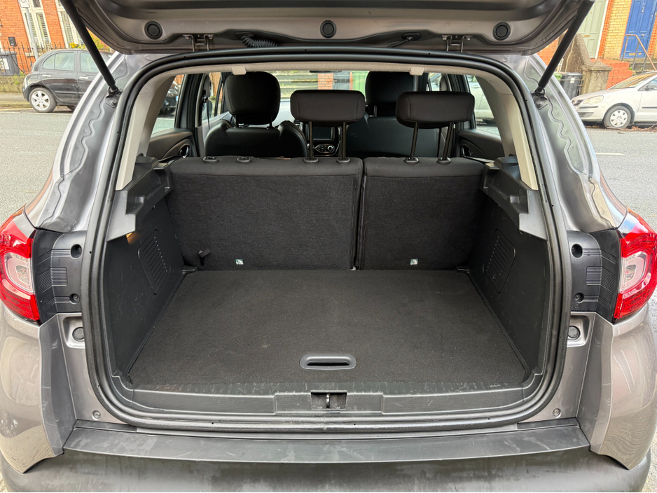 2014 Renault Captur 0.9 Petrol Intense, Only 73kms! New Nct 02/2027, Bluetooth, Cruise Control, A/C, Sat Nav, Alloys, 5 Doors, Service & Warranty Included, SIMI Dealer, €8,950