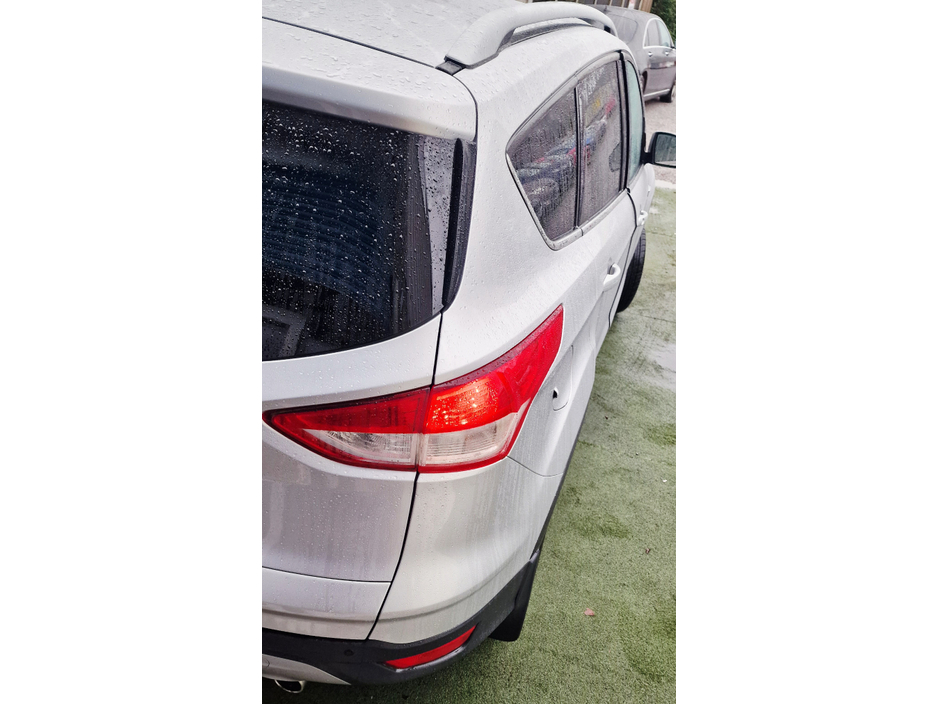 2015 Ford Kuga ZETEC 2.0 TD120 S6 M6 FWD €8,950