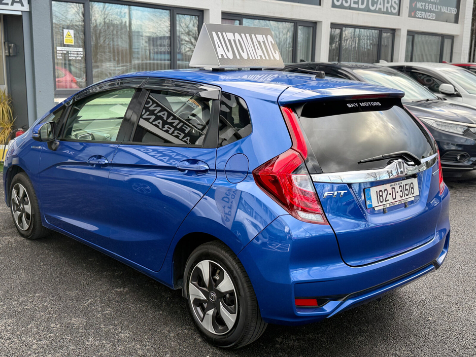 2018 Honda Fit - image 6