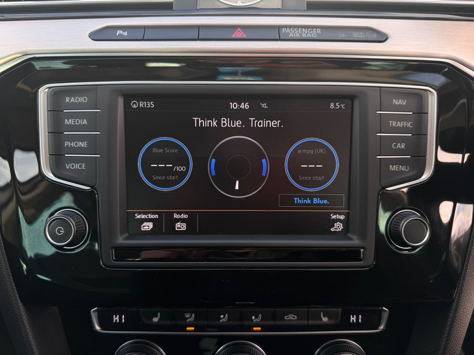 2015 Volkswagen Passat HIGHLINE 2.0 TDI 190HP 4DR €13,750