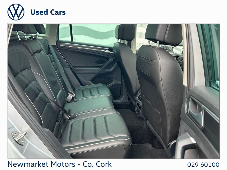 2023 Volkswagen Tiguan - image 3