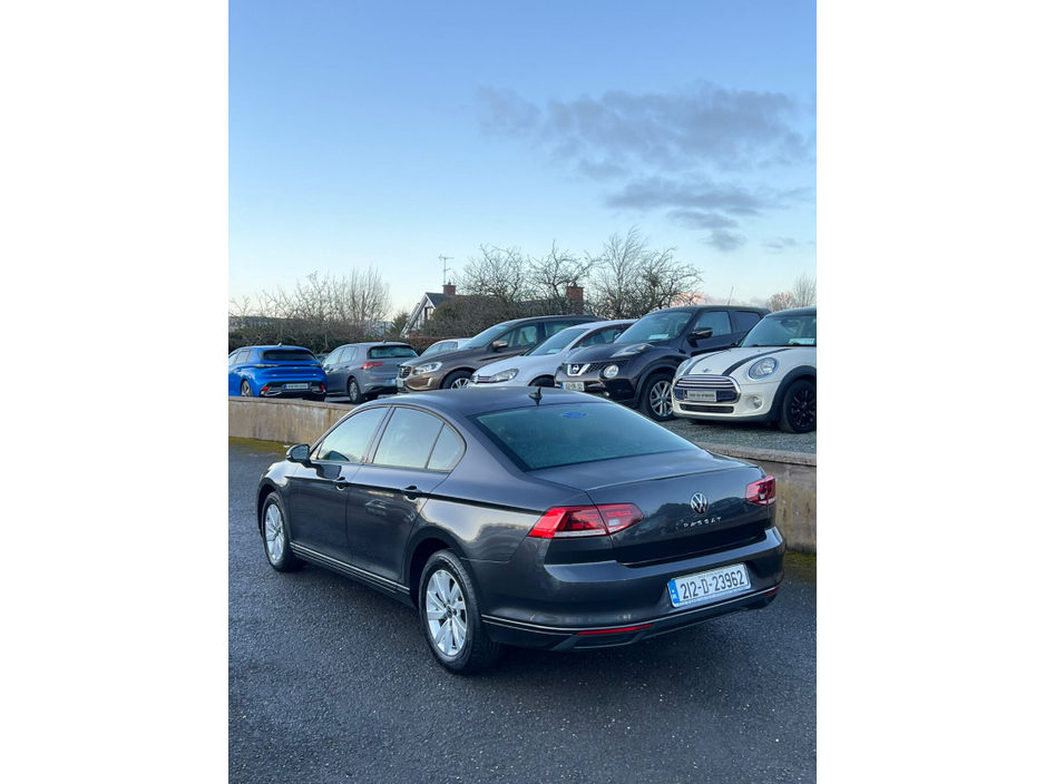 2021 Volkswagen Passat 2.0 TDI 150HP €15,950