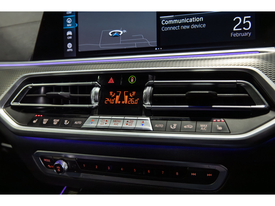 2021 BMW X5 - image 21