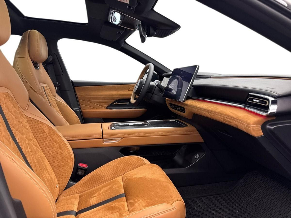 2026 Mazda Mazda6e - image 2