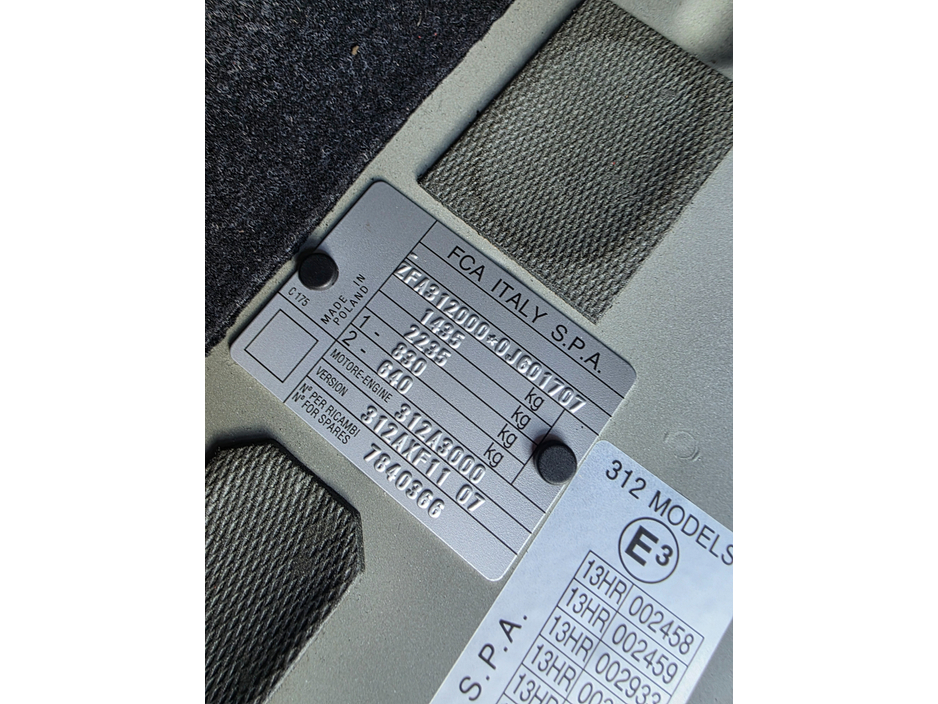 2017 Abarth 595 - image 21