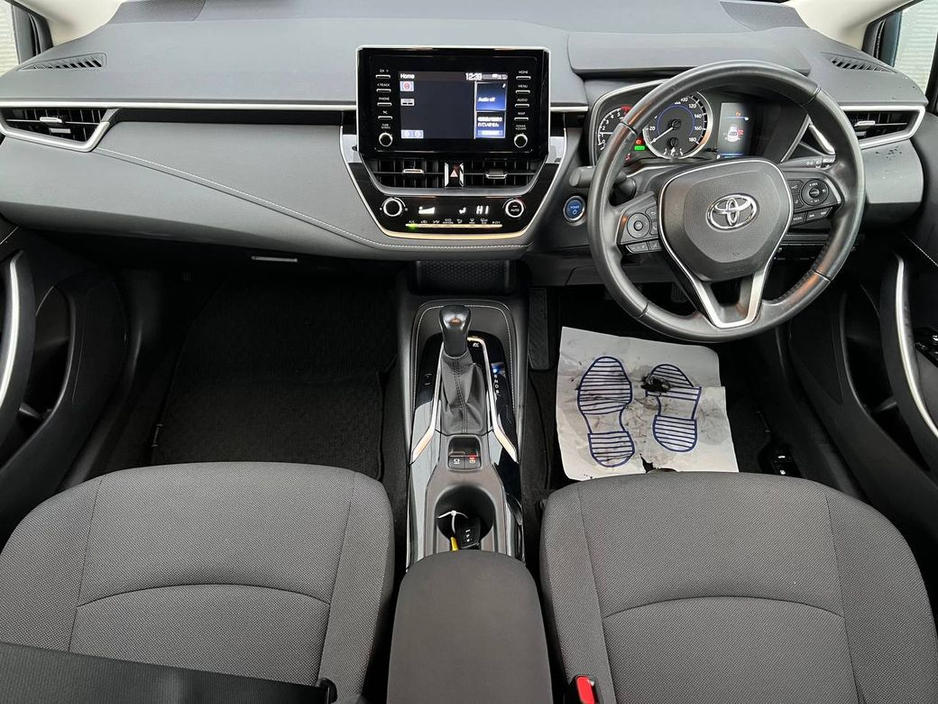 2020 Toyota Corolla 1.8 HYBRID // REVERSE CAMERA // SERVICE HISTORY // DIGITAL CLIMATE CONTROL €18,900