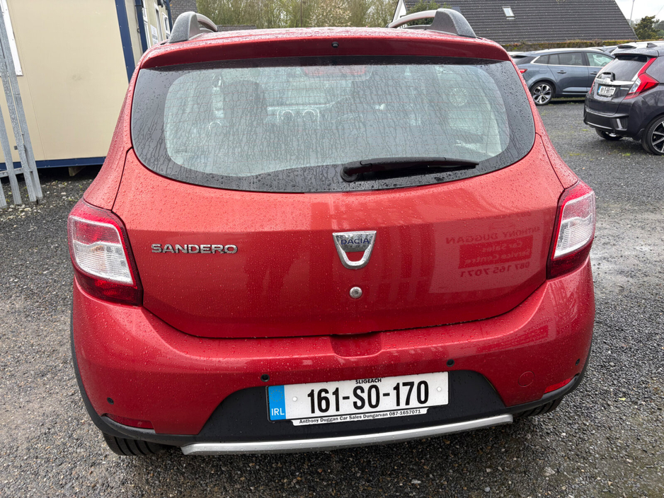 2016 Dacia Sandero Stepway - image 3