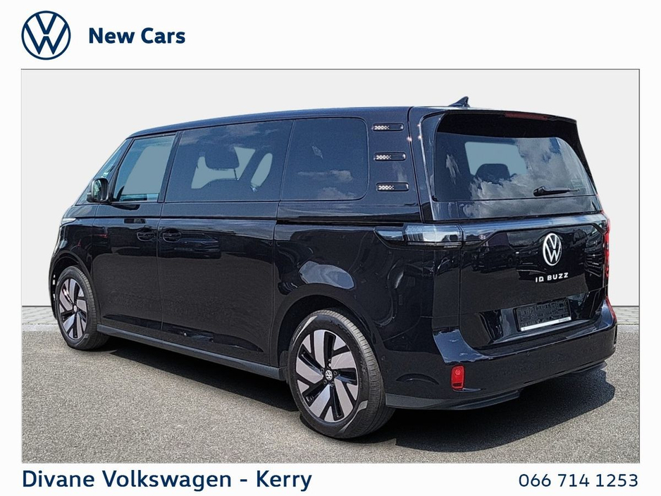 2025 Volkswagen ID.Buzz 7 SEATER LIFE 280HP 86kWh BATTERY €64,000