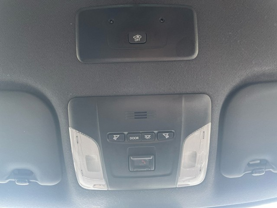 2022 Toyota Corolla - image 14