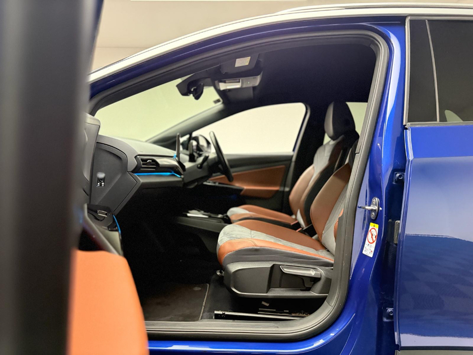 2021 Volkswagen ID.4 - image 12