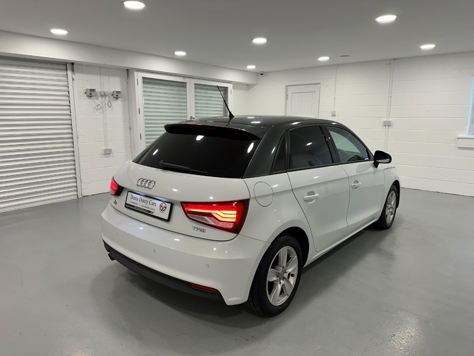 2016 Audi A1 - image 15