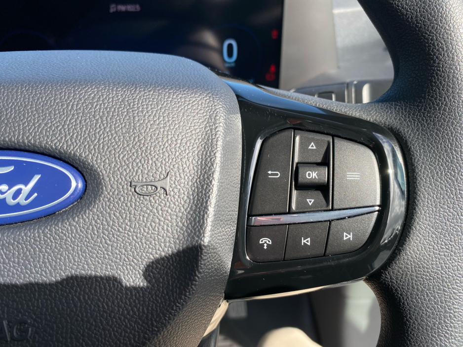 2026 Ford Transit Custom - image 12