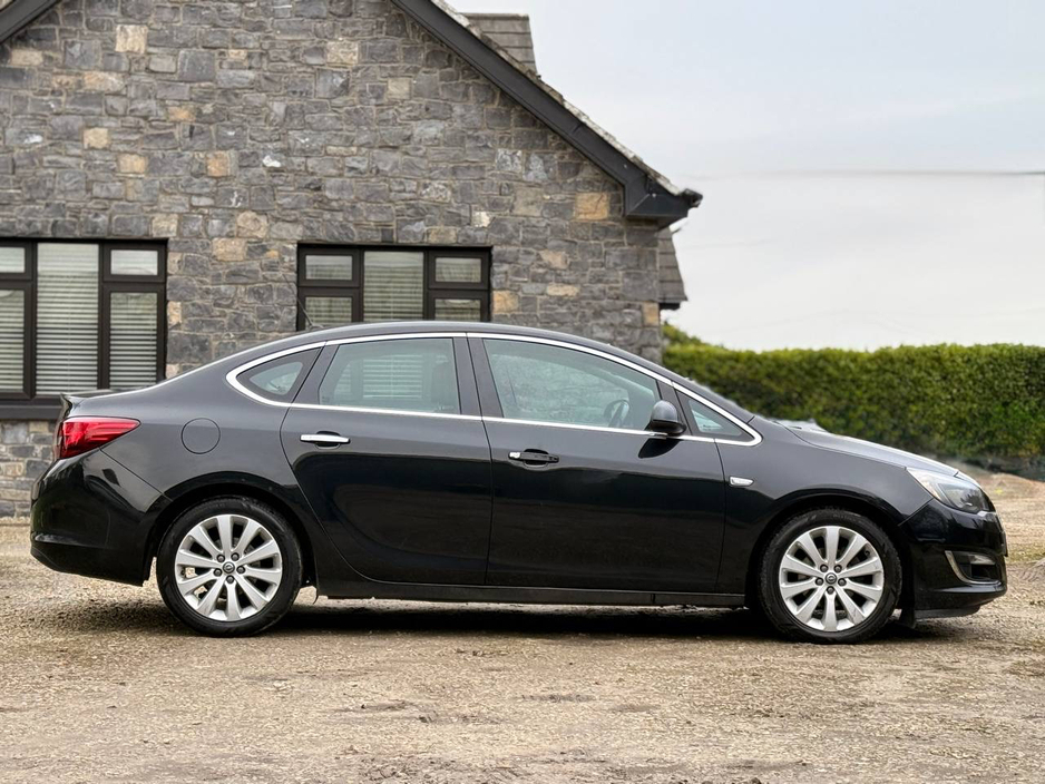 2014 Opel Astra Opel Astra 2014 1.3 Diesel Manual NCT&TaX €3,950