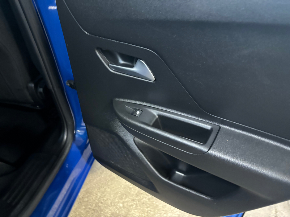 2023 Opel Mokka SC-1.2 100PS-6SP 4DR €17,999