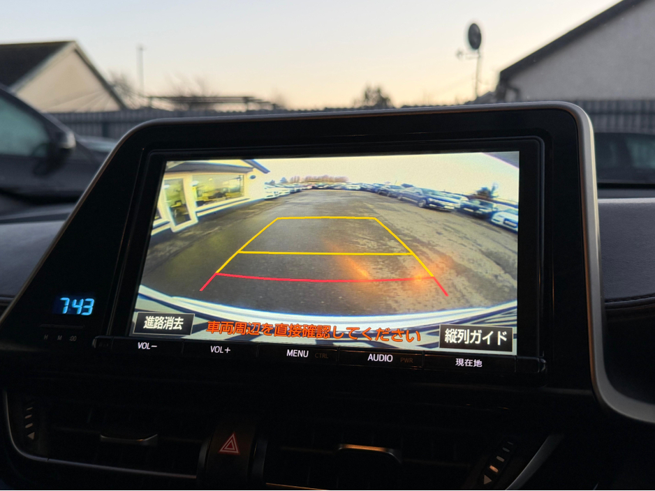 2017 Toyota C-HR (171) 1.8 HYBRID SPORT AUTO €19,450