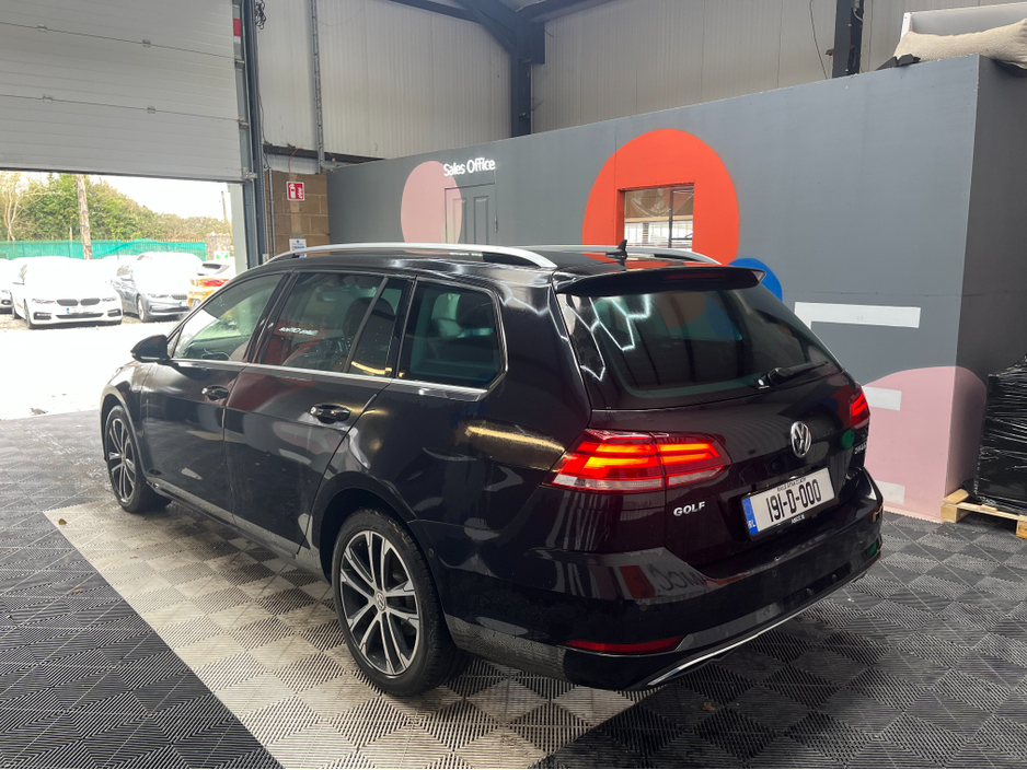 2019 Volkswagen Golf - image 4