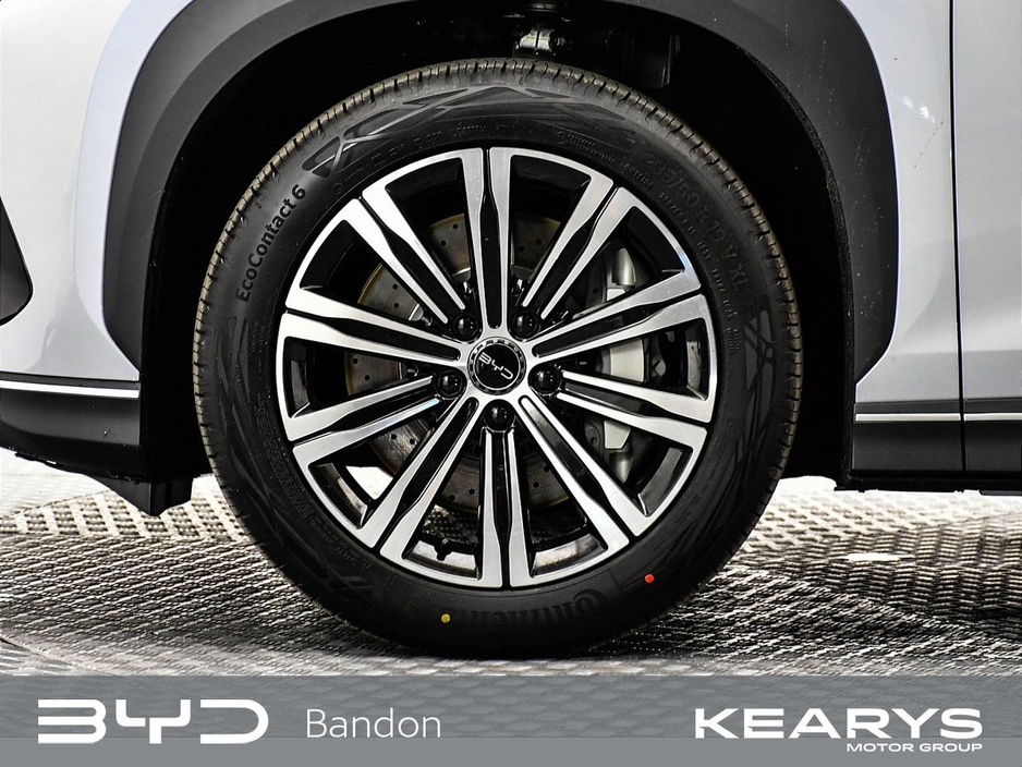 2026 BYD Sealion 7 - image 7