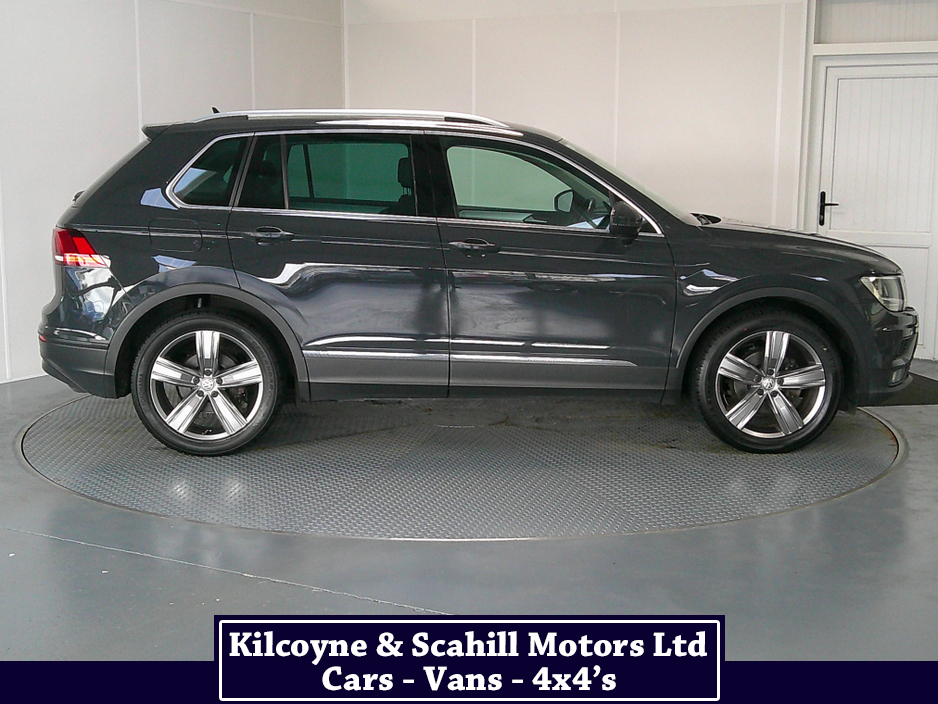 2019 Volkswagen Tiguan - image 9