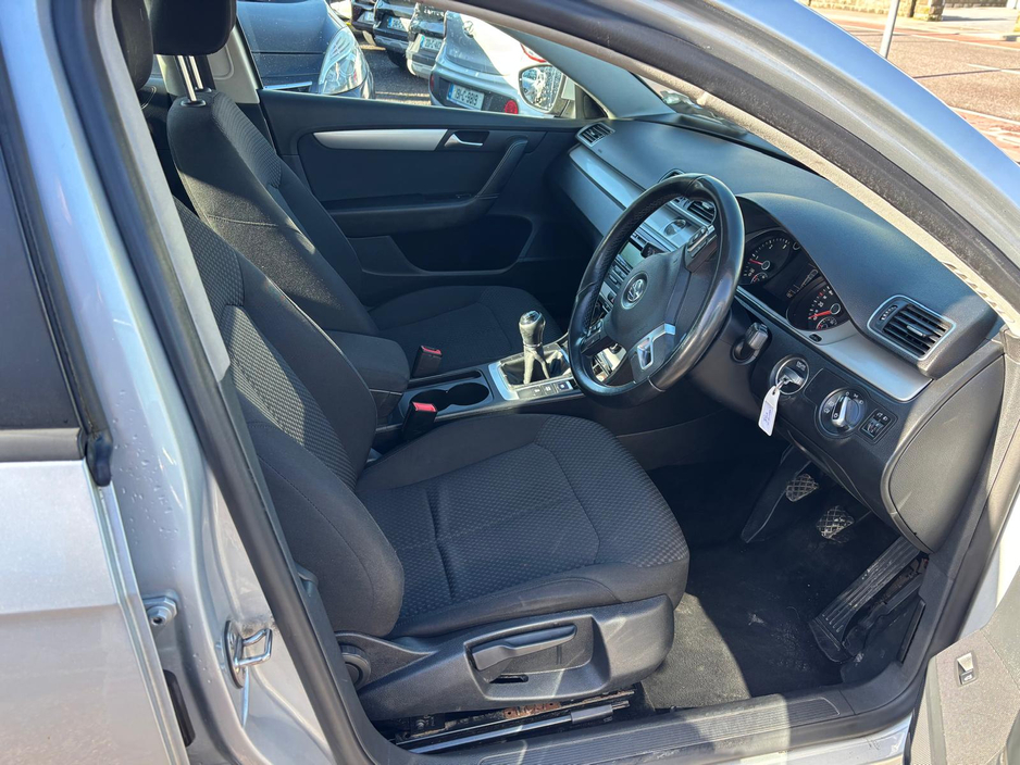 2014 Volkswagen Passat BLUEMOTION 1.6 TDI MANUAL 6SPEED FWD 105HP 4DR €5,950