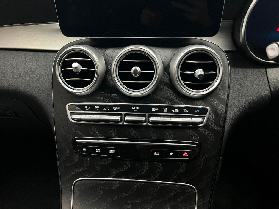 2021 Mercedes-Benz GLC Class 300DE AMG LINE PREMIUM 4MATIC €39,990